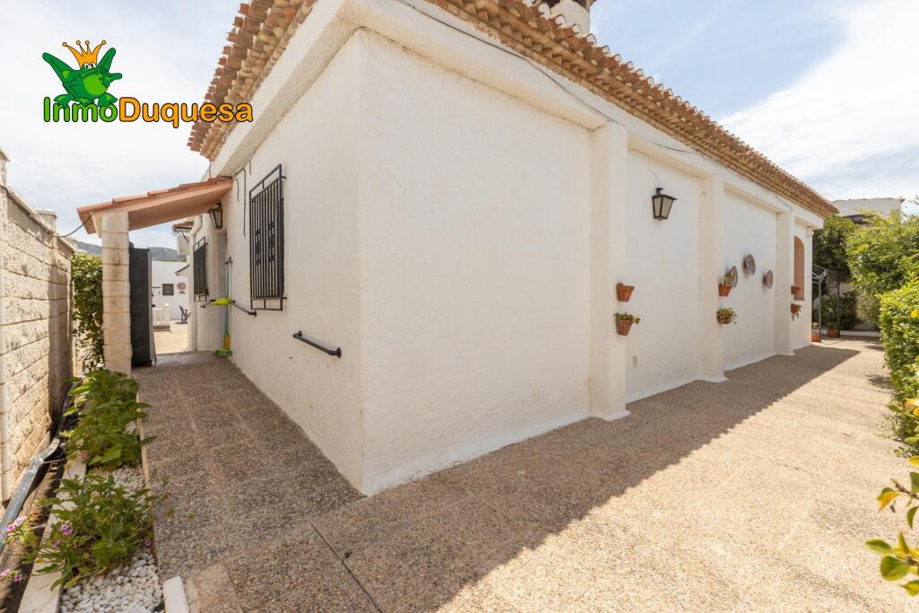 GRAN VILLA de UNA SOLA PLANTA en MOTRIL - foto 77