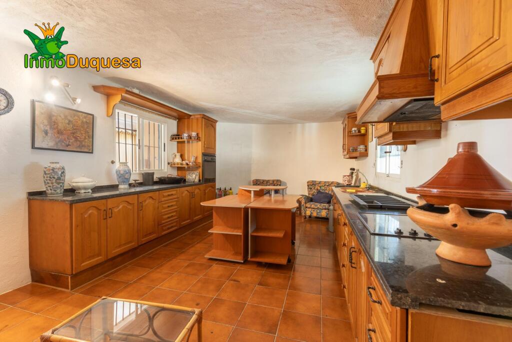 GRAN VILLA de UNA SOLA PLANTA en MOTRIL - foto 80