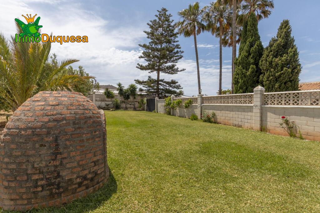 GRAN VILLA de UNA SOLA PLANTA en MOTRIL - foto 87