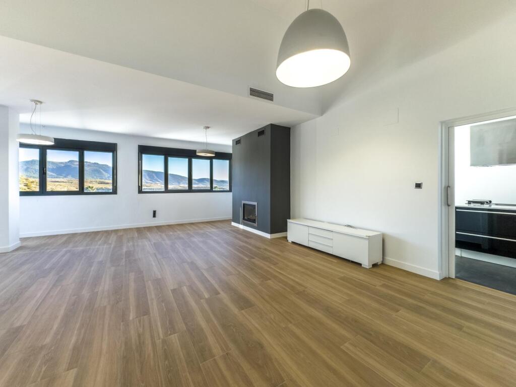 Gran chalet de DISEÑO MODERNO en venta en La Zubia. - foto 20