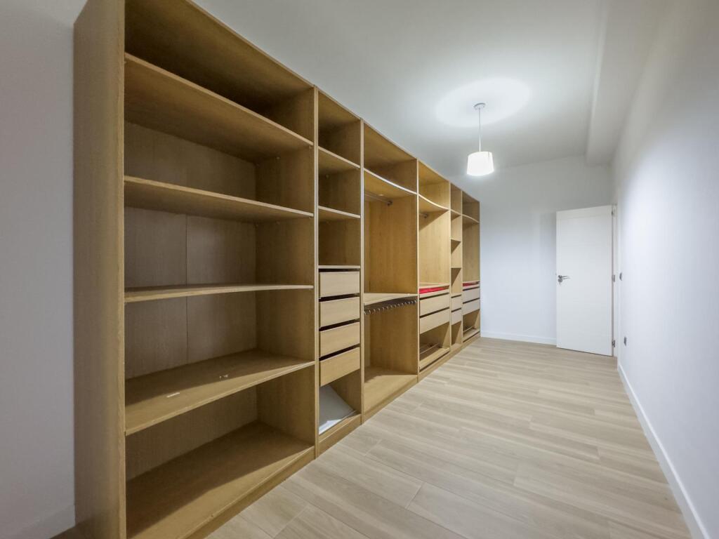 Gran chalet de DISEÑO MODERNO en venta en La Zubia. - foto 46