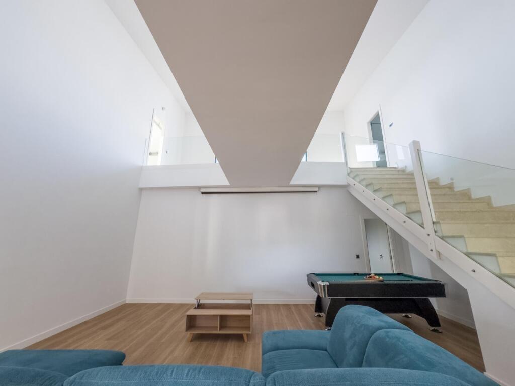 Gran chalet de DISEÑO MODERNO en venta en La Zubia. - foto 64