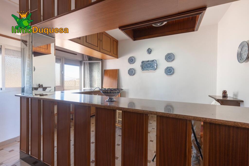 Casa pareada en el centro de JUN en esquina. - foto 48