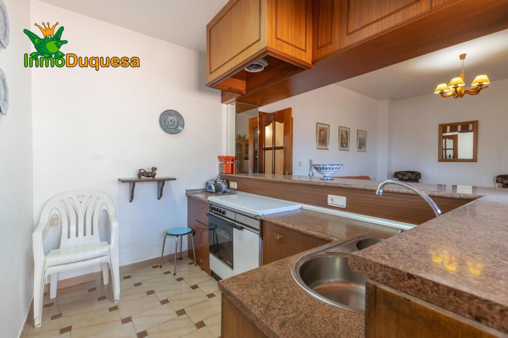 Casa pareada en el centro de JUN en esquina. - foto 49
