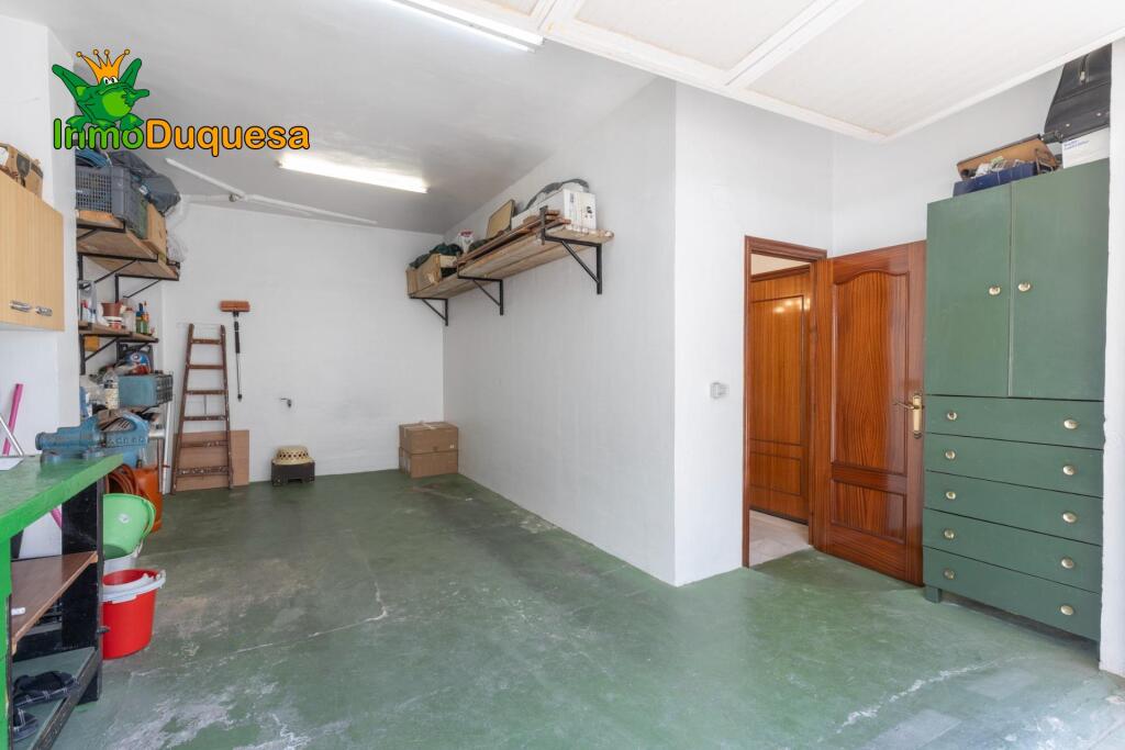 Casa pareada en el centro de JUN en esquina. - foto 53