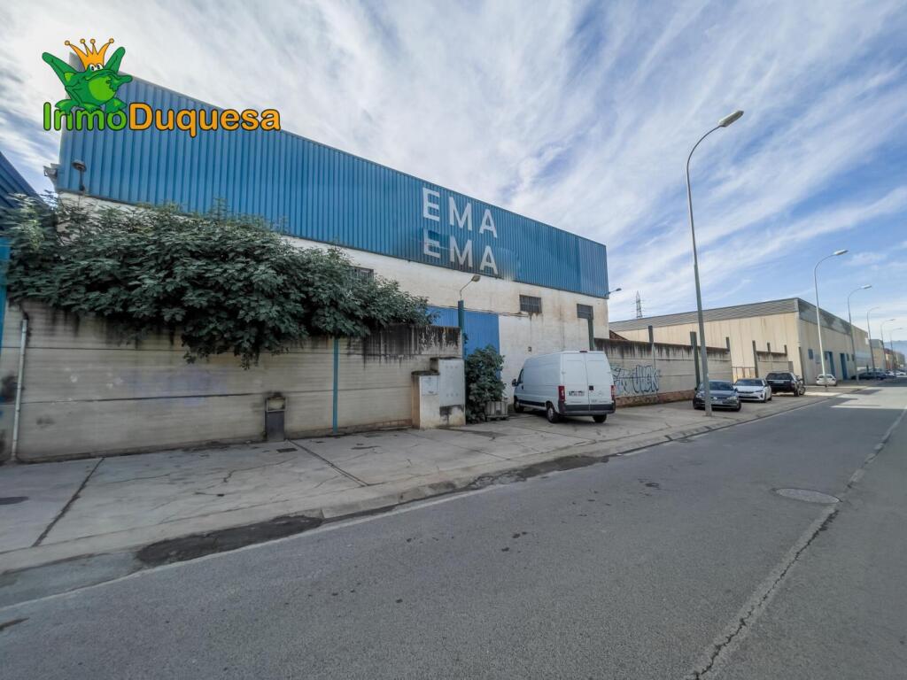 HAZNOS TU OFERTA DE PRECIO: Nave comercial en venta en Atarf - foto 14