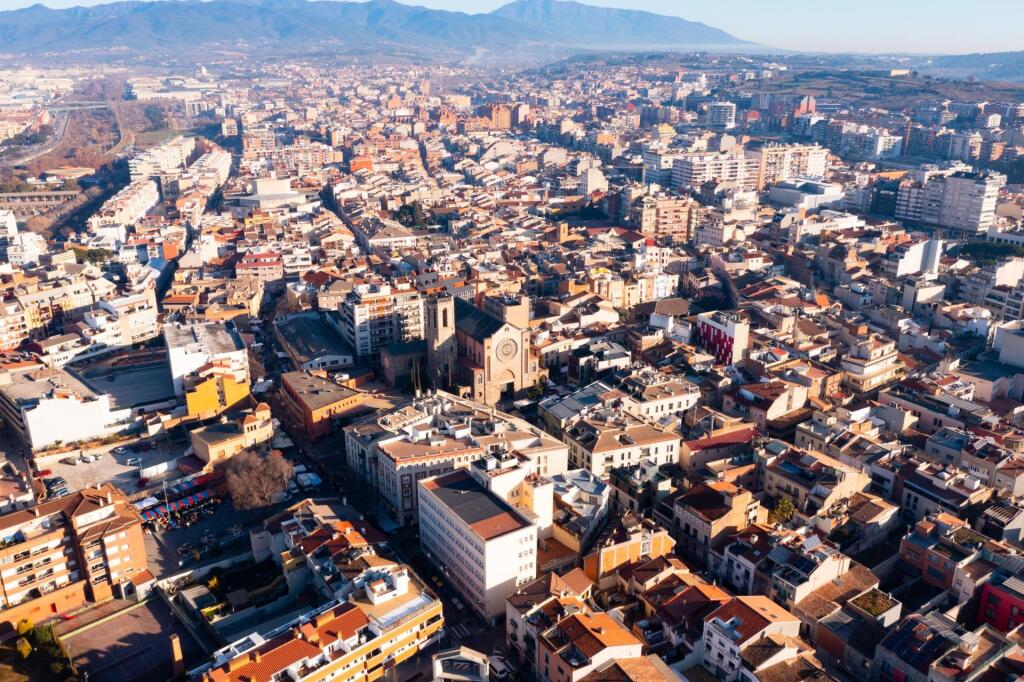 ¡OPORTUNIDAD EN GRANOLLERS! - foto 17