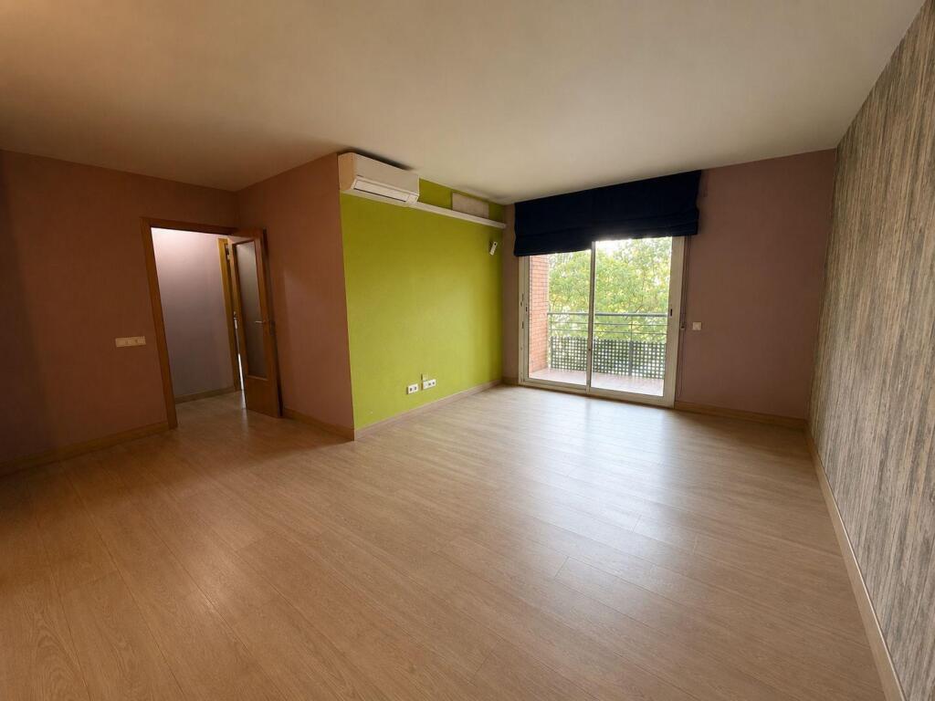 ESPECTACULAR PISO EN SANTA CLARA-CAPUTXINS-HOSPITAL, VIC - foto 4