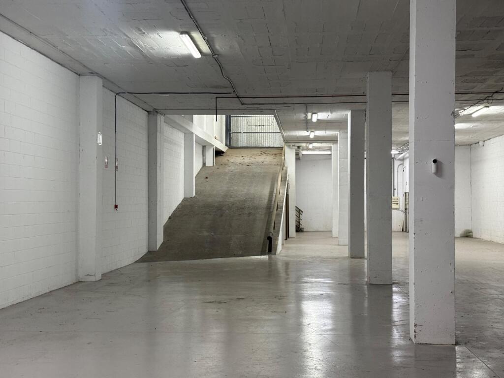 NAVE EN VENTA EN MATARÓ - foto 3