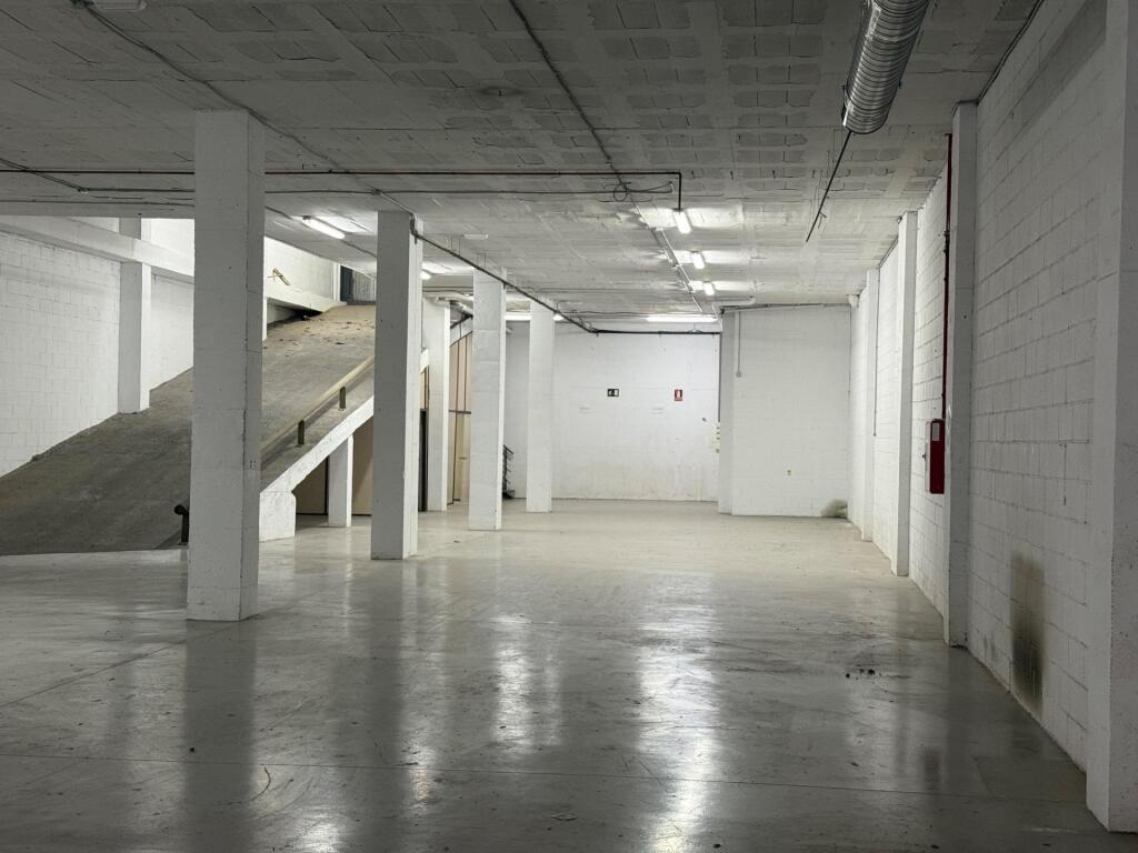NAVE EN VENTA EN MATARÓ - foto 4