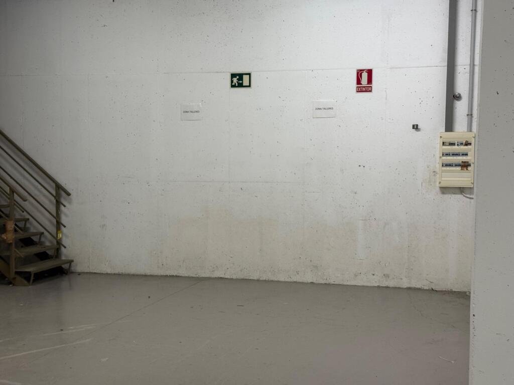 NAVE EN VENTA EN MATARÓ - foto 34
