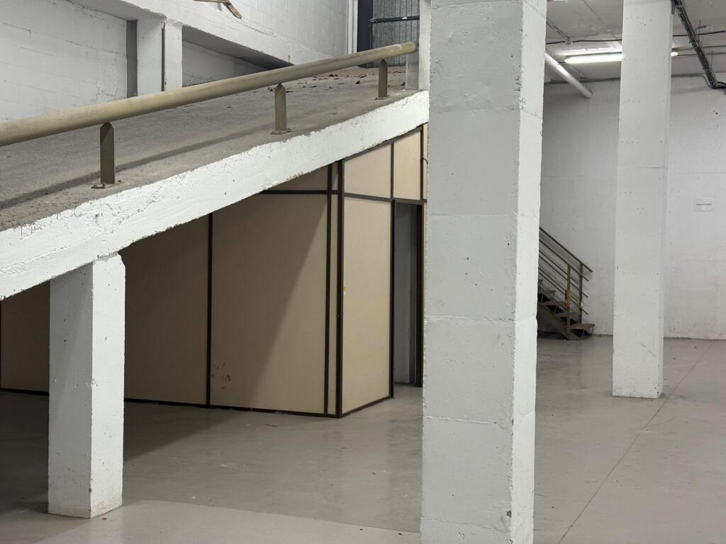 NAVE EN VENTA EN MATARÓ - foto 36
