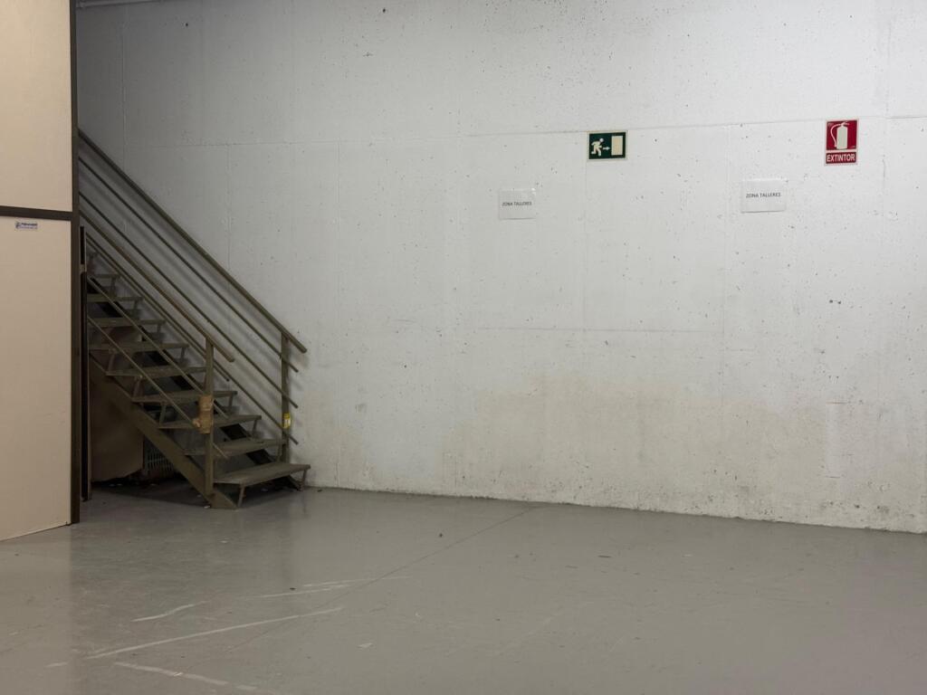 NAVE EN VENTA EN MATARÓ - foto 37