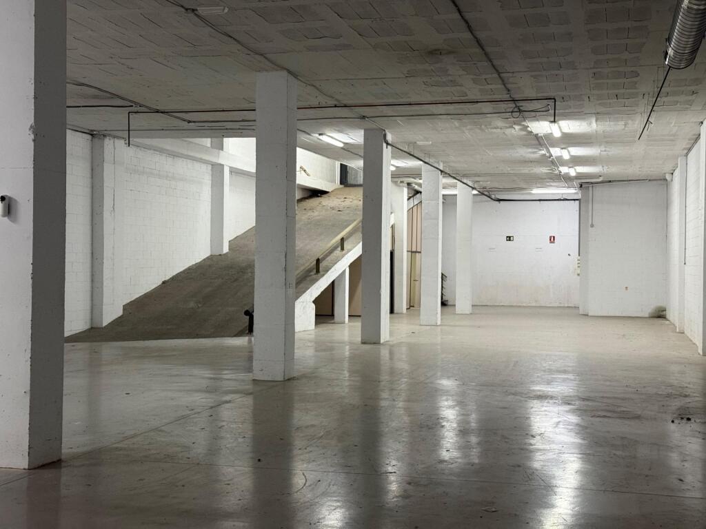 NAVE EN VENTA EN MATARÓ - foto 5