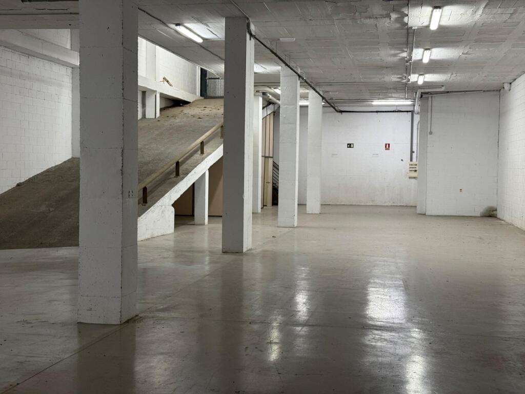 NAVE EN VENTA EN MATARÓ - foto 9