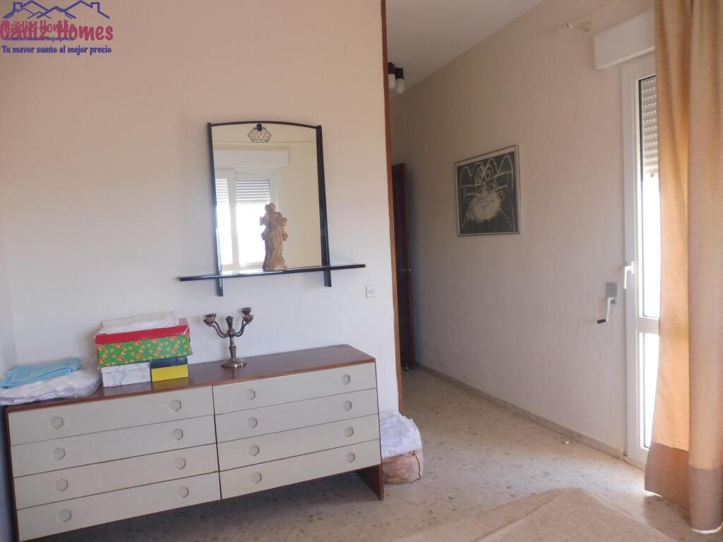 AMPLIA VIVIENDA SEÑORIAL ZONA BAHIA BLANCA - foto 18