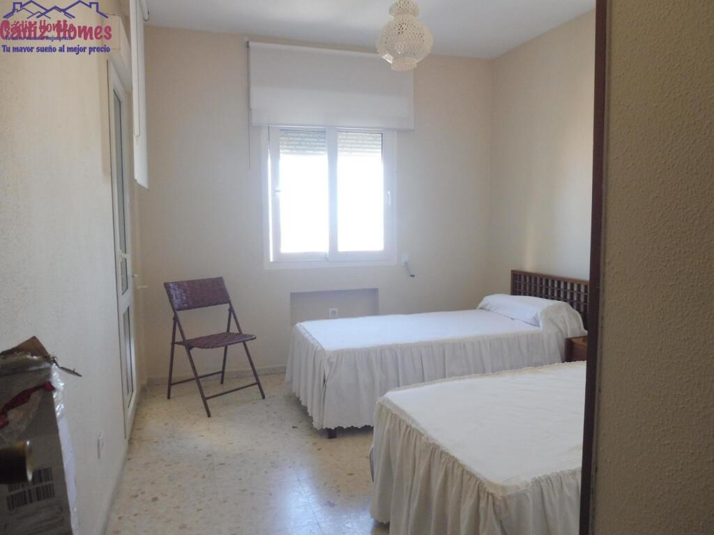 AMPLIA VIVIENDA SEÑORIAL ZONA BAHIA BLANCA - foto 19