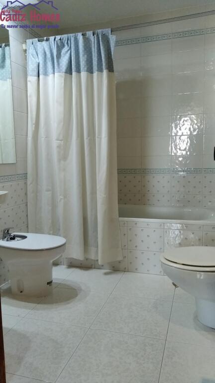 AMPLIA VIVIENDA SEÑORIAL ZONA BAHIA BLANCA - foto 29