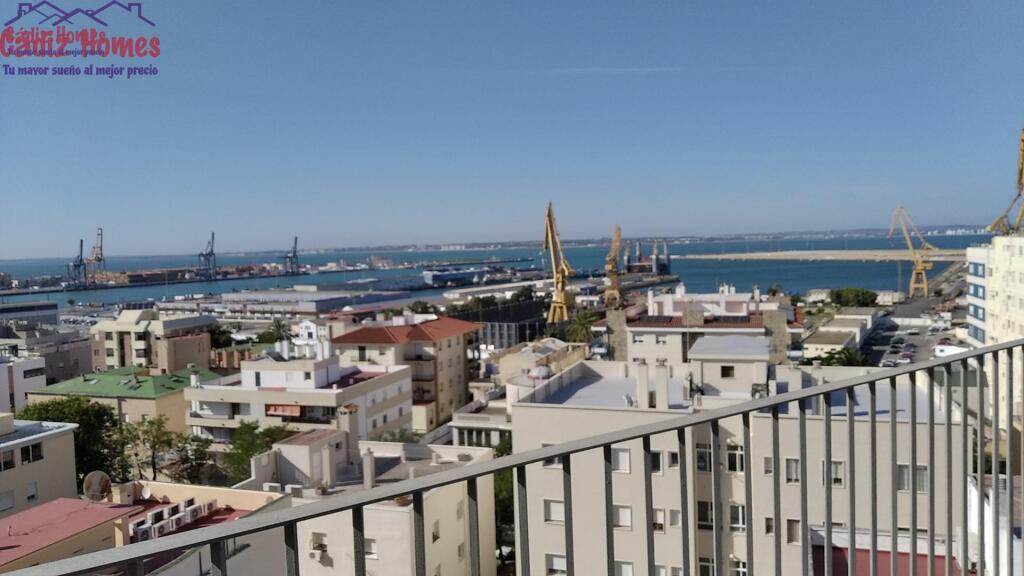 AMPLIA VIVIENDA SEÑORIAL ZONA BAHIA BLANCA - foto 10