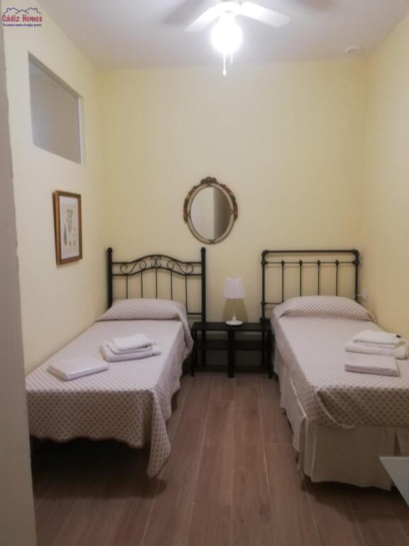 AMPLIA VIVIENDA REFORMADA.-ZONA CALLE ANCHA - foto 16