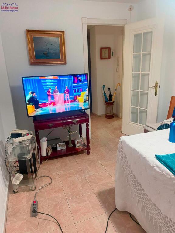 AMPLIA VIVIENDA A LOS PIES DE LA CALETA - foto 24