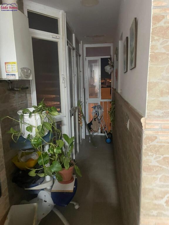 AMPLIA VIVIENDA A LOS PIES DE LA CALETA - foto 27
