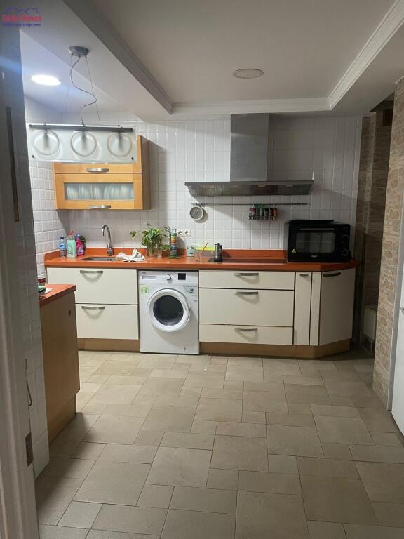 AMPLIA VIVIENDA A LOS PIES DE LA CALETA - foto 29