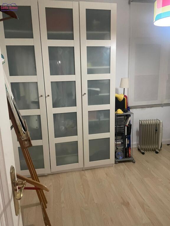 AMPLIA VIVIENDA A LOS PIES DE LA CALETA - foto 30