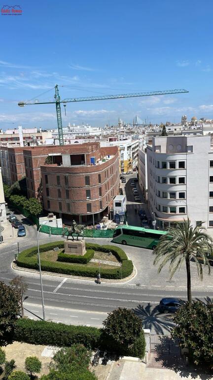 AMPLIA VIVIENDA A LOS PIES DE LA CALETA - foto 39
