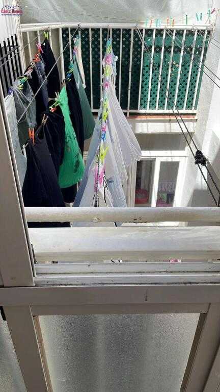 AMPLIA VIVIENDA A LOS PIES DE LA CALETA - foto 40