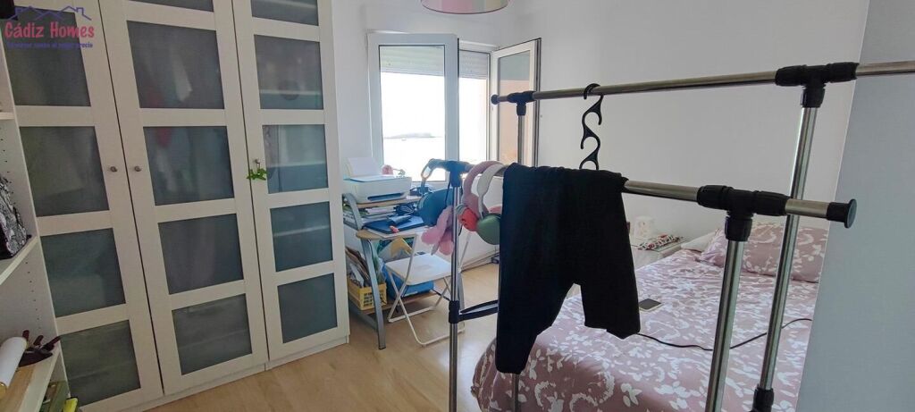 AMPLIA VIVIENDA A LOS PIES DE LA CALETA - foto 46