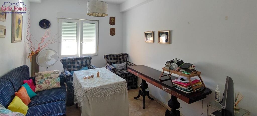 AMPLIA VIVIENDA A LOS PIES DE LA CALETA - foto 48