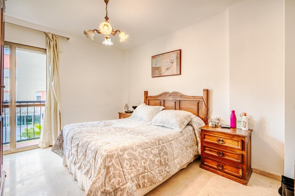 Adosada en Venta en Estepona Málaga - foto 22