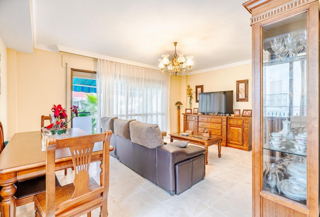 Adosada en Venta en Estepona Málaga - foto 4