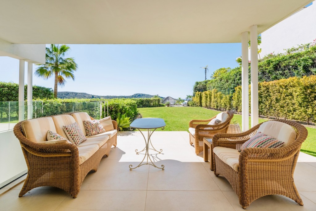 Dúplex en Venta en Benahavis Málaga - foto 2