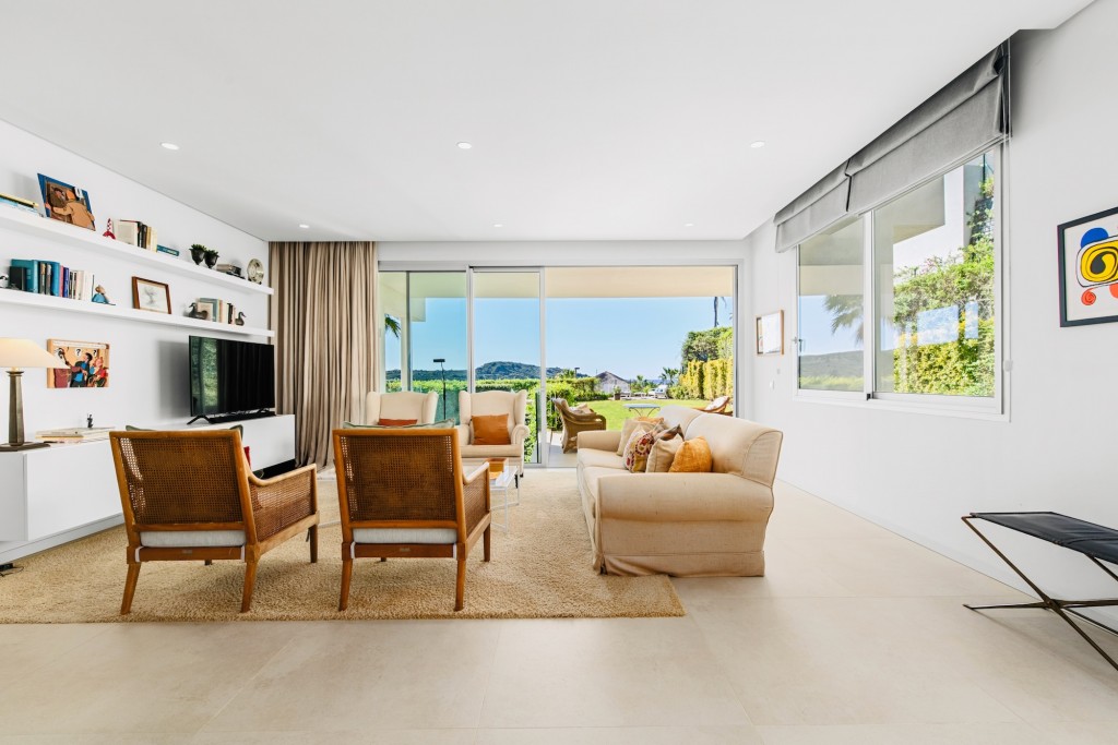 Dúplex en Venta en Benahavis Málaga - foto 3