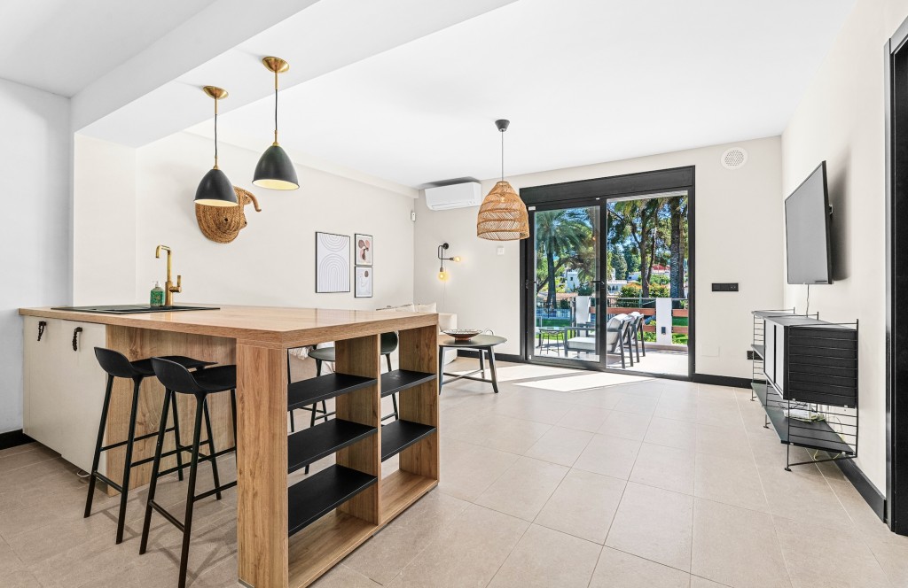 Apartamento en Venta en Nueva Andalucia Málaga