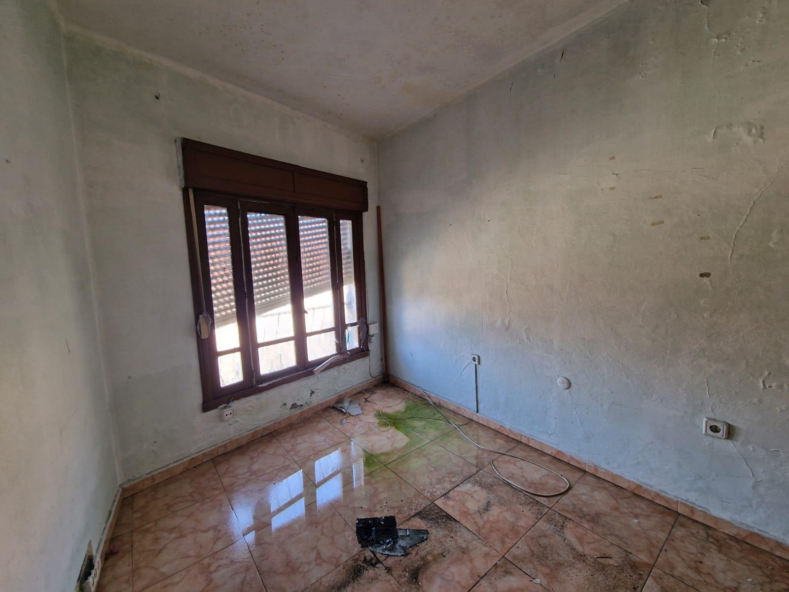 En venta edificio con 4 viviendas y bajo en la calle Extrema - foto 19