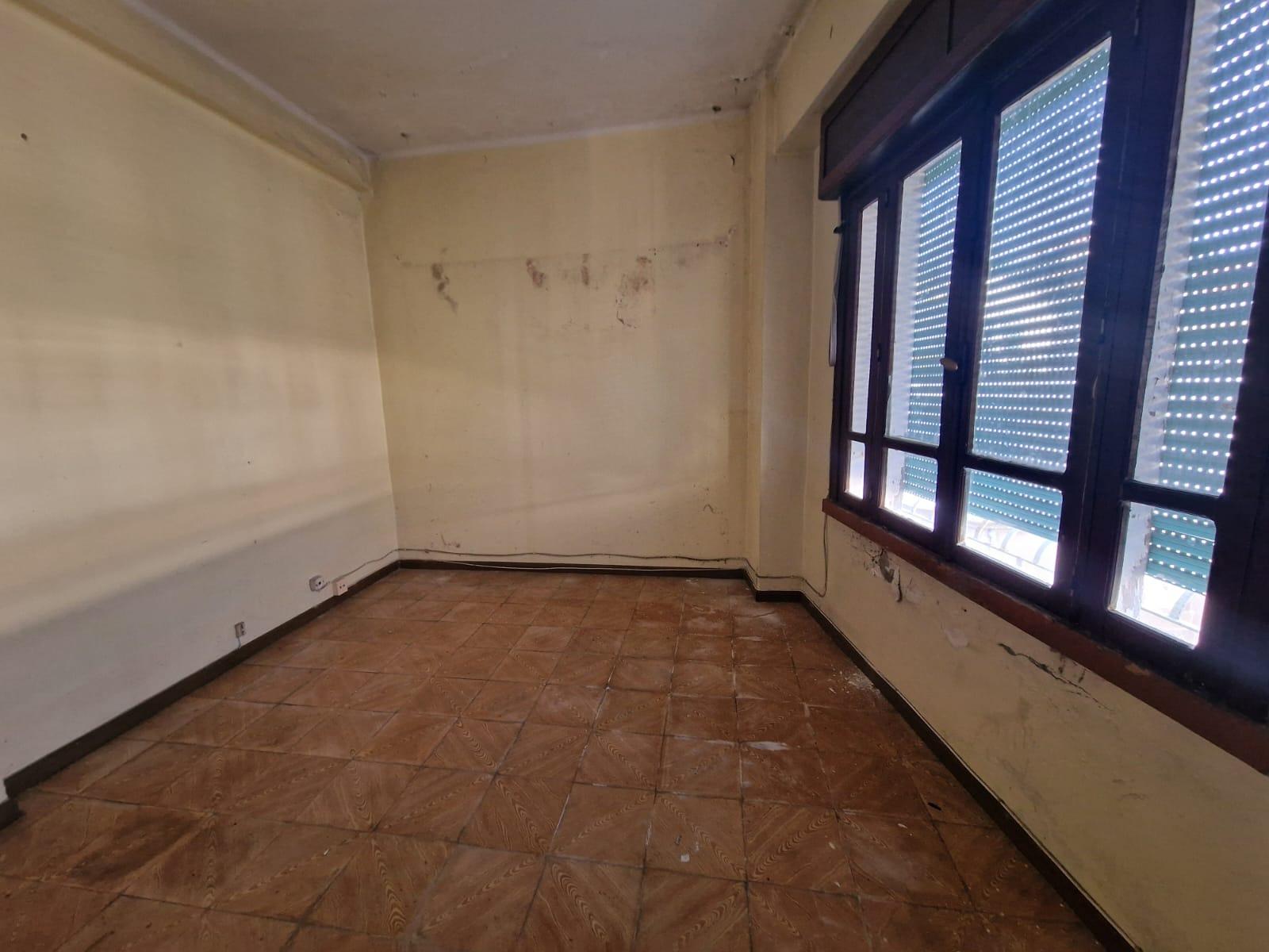 En venta edificio con 4 viviendas y bajo en la calle Extrema - foto 29