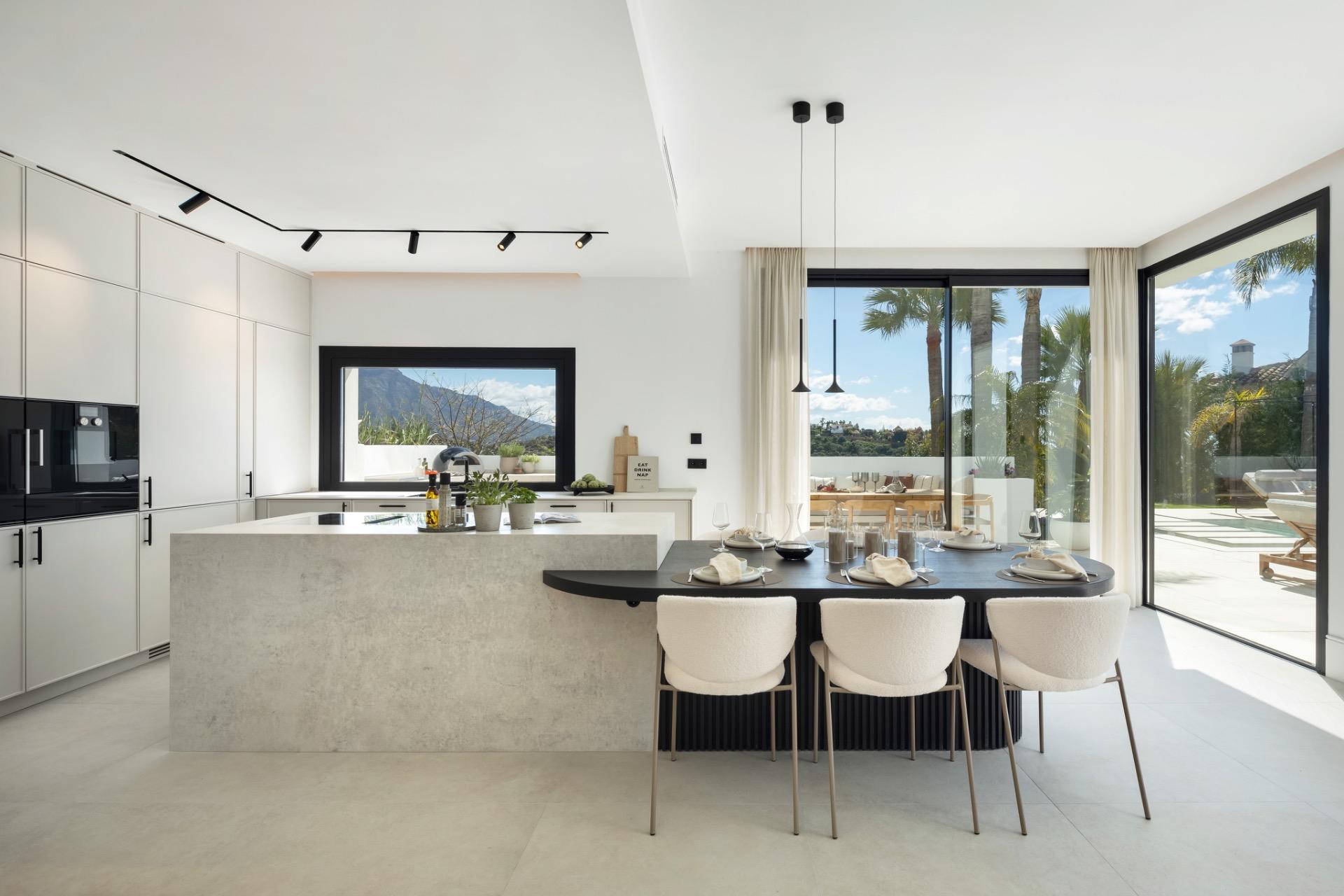 VILLA DE LUJO EN LOS ARQUEROS, BENAHAVÍS - foto 12