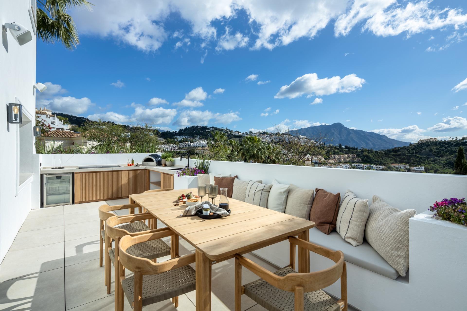 VILLA DE LUJO EN LOS ARQUEROS, BENAHAVÍS - foto 32