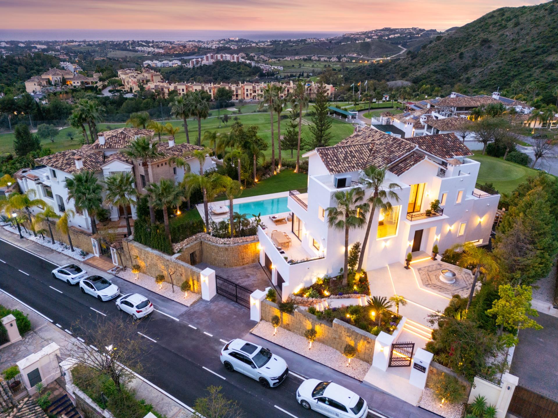 VILLA DE LUJO EN LOS ARQUEROS, BENAHAVÍS - foto 45
