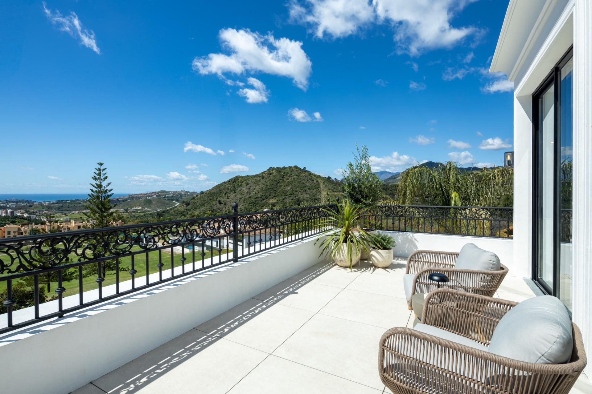 VILLA DE LUJO EN LOS ARQUEROS, BENAHAVÍS - foto 8