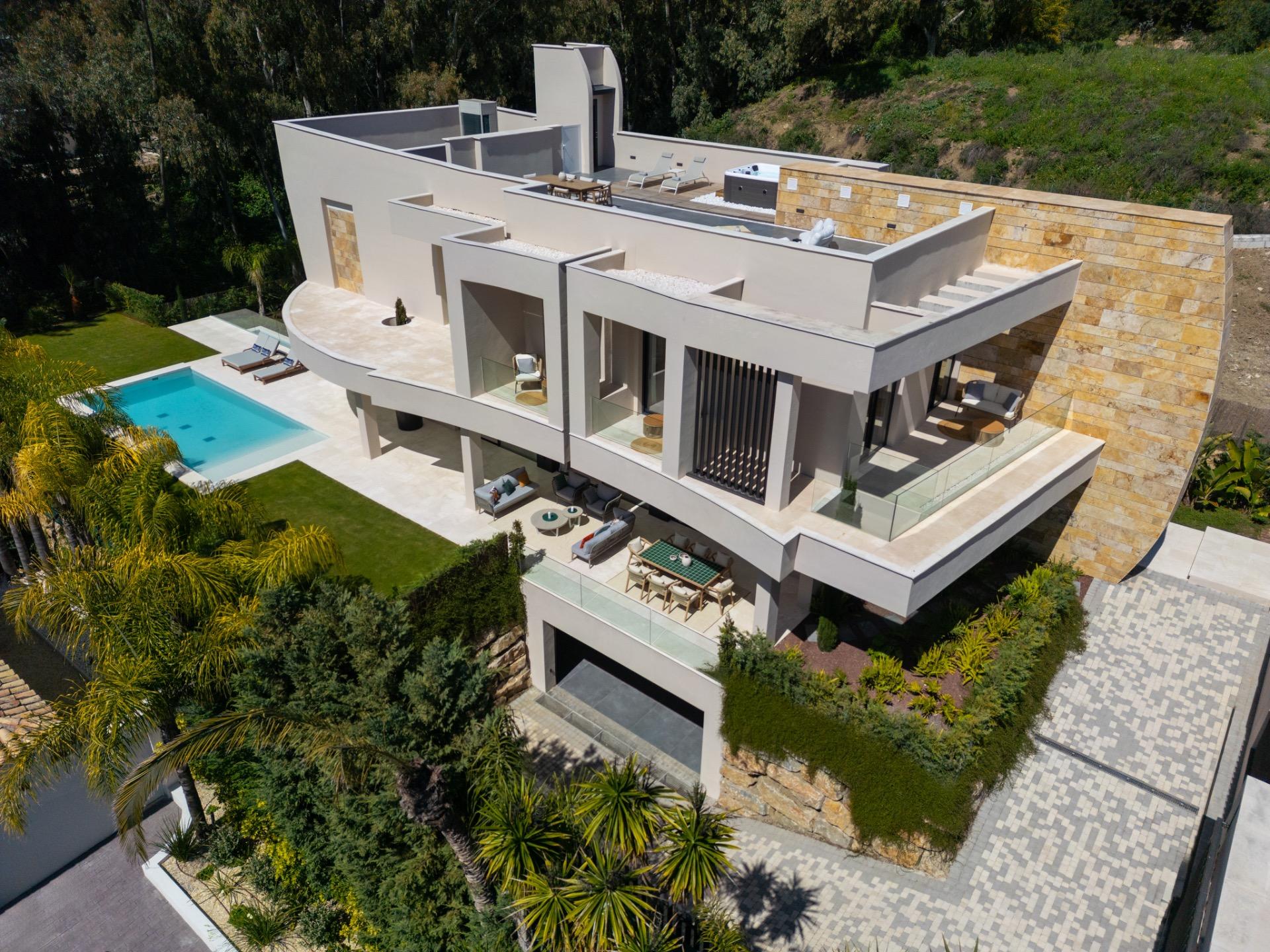 VILLA DE LUJO EN LA CERQUILLA, NUEVA ANDALUCIA MARBELLA