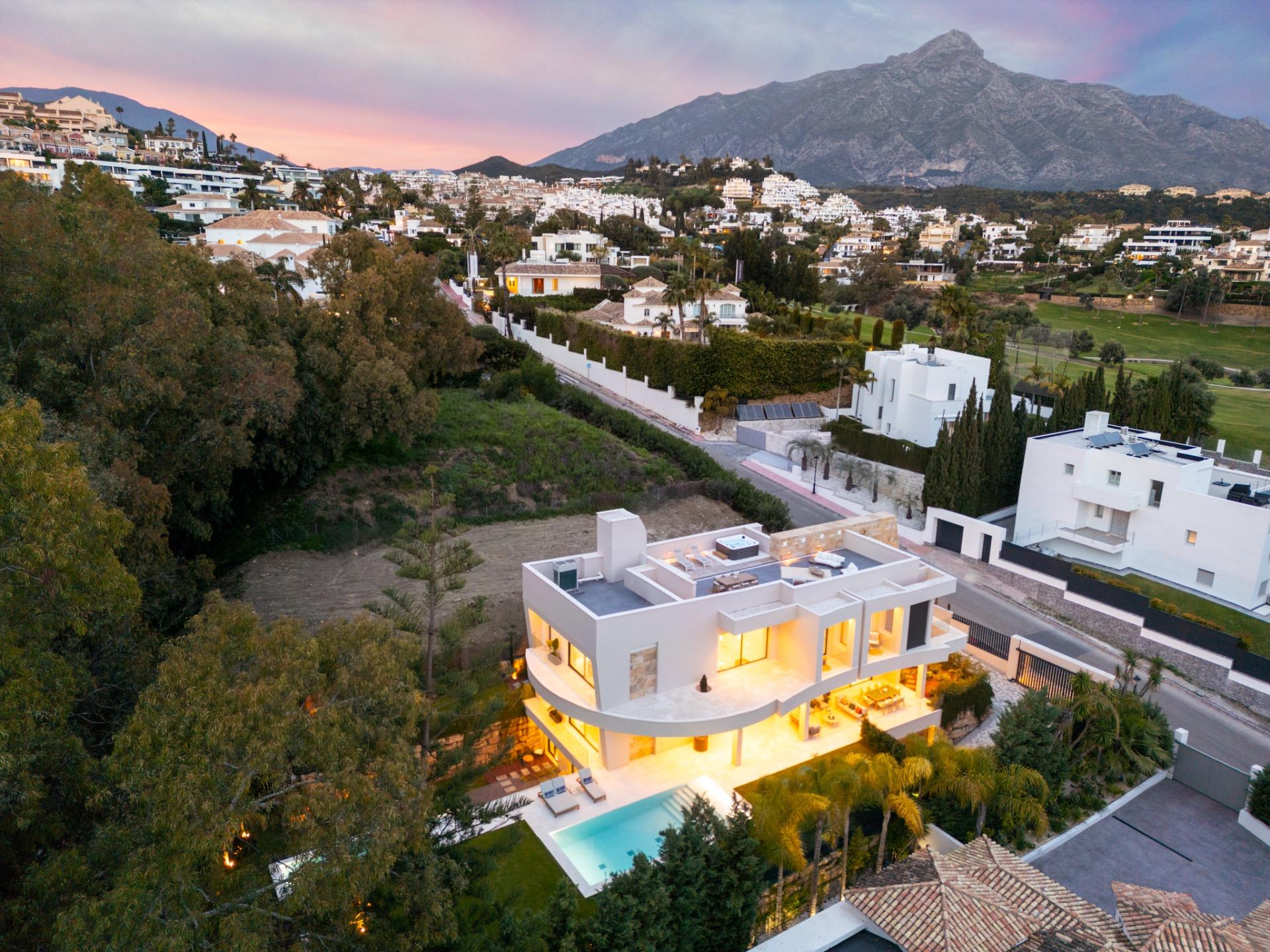 VILLA DE LUJO EN LA CERQUILLA, NUEVA ANDALUCIA MARBELLA - foto 40