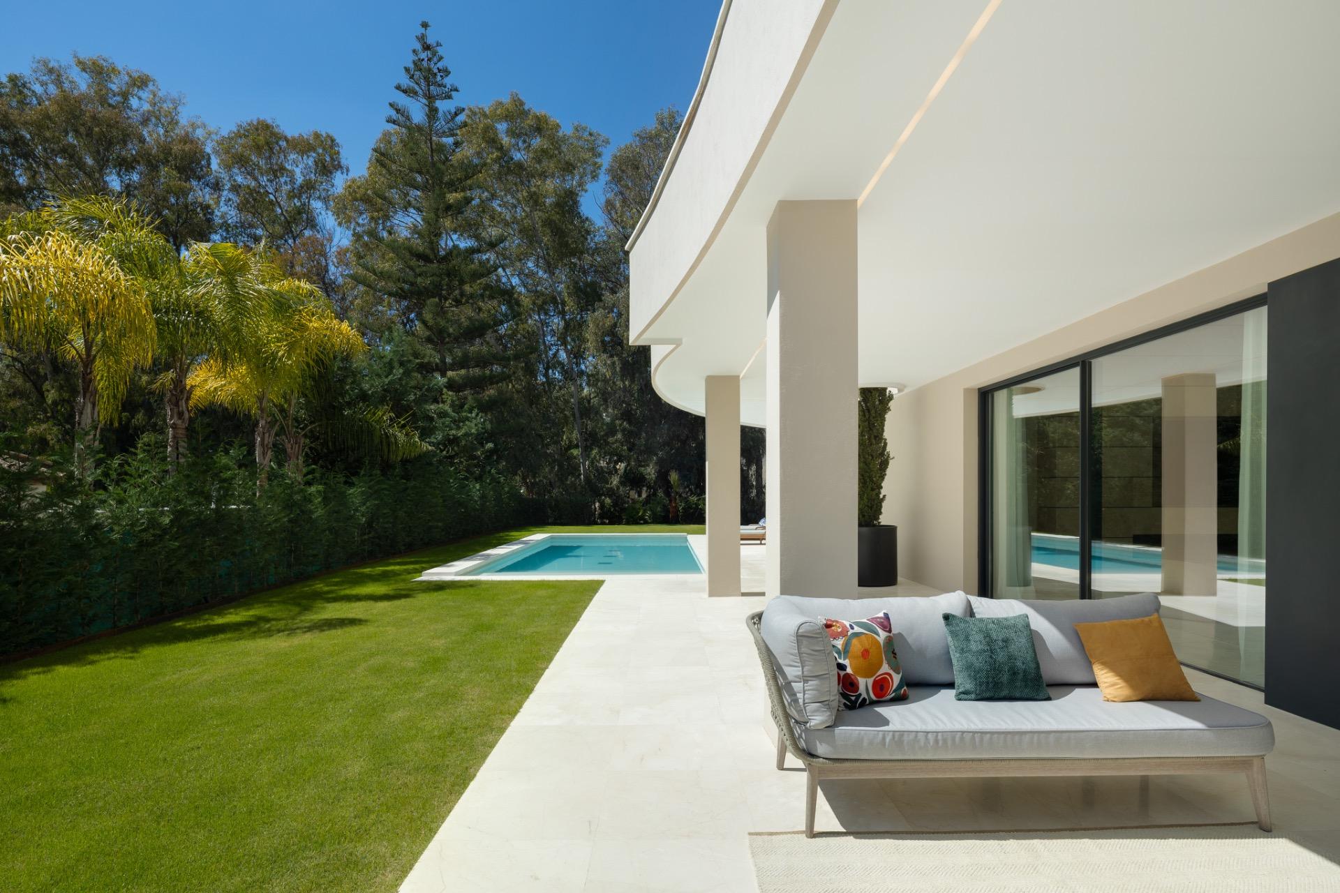 VILLA DE LUJO EN LA CERQUILLA, NUEVA ANDALUCIA MARBELLA - foto 8