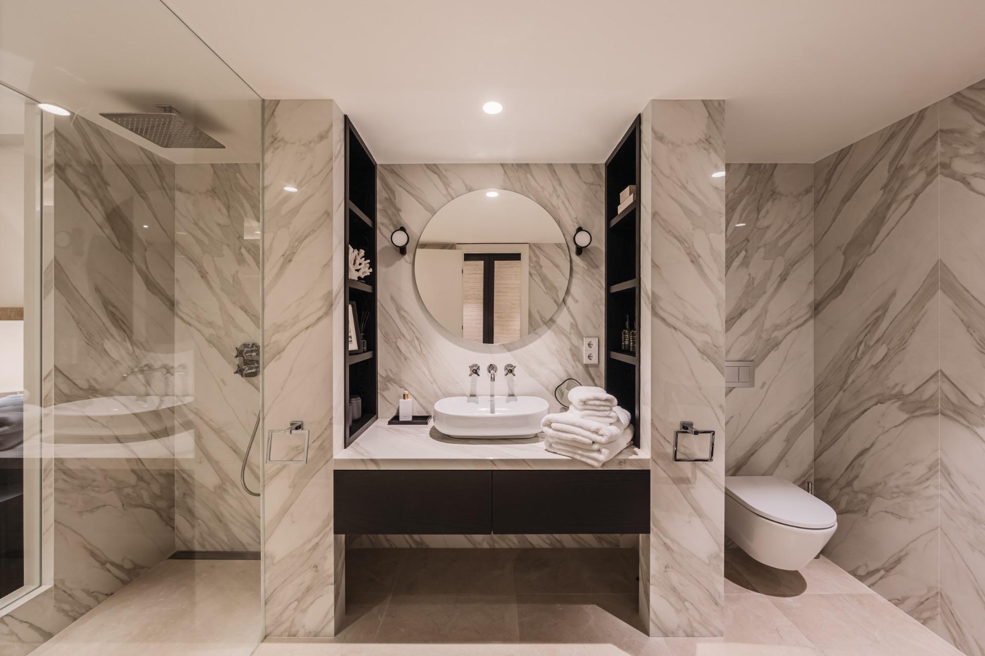 APARTAMENTO DE LUJO EN PUENTE ROMANO COMPLETAMENTE REFORMADO - foto 13