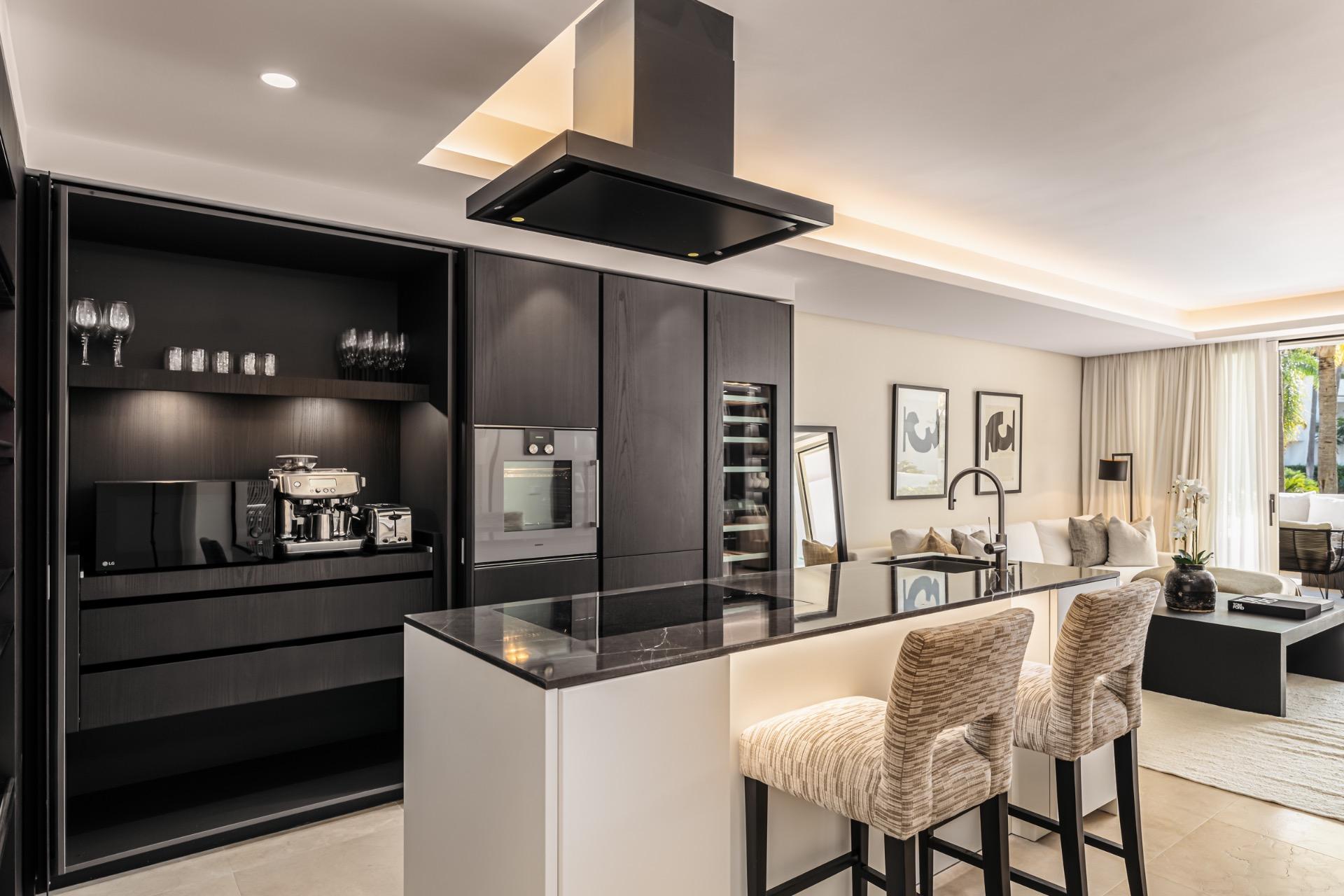 APARTAMENTO DE LUJO EN PUENTE ROMANO COMPLETAMENTE REFORMADO - foto 20