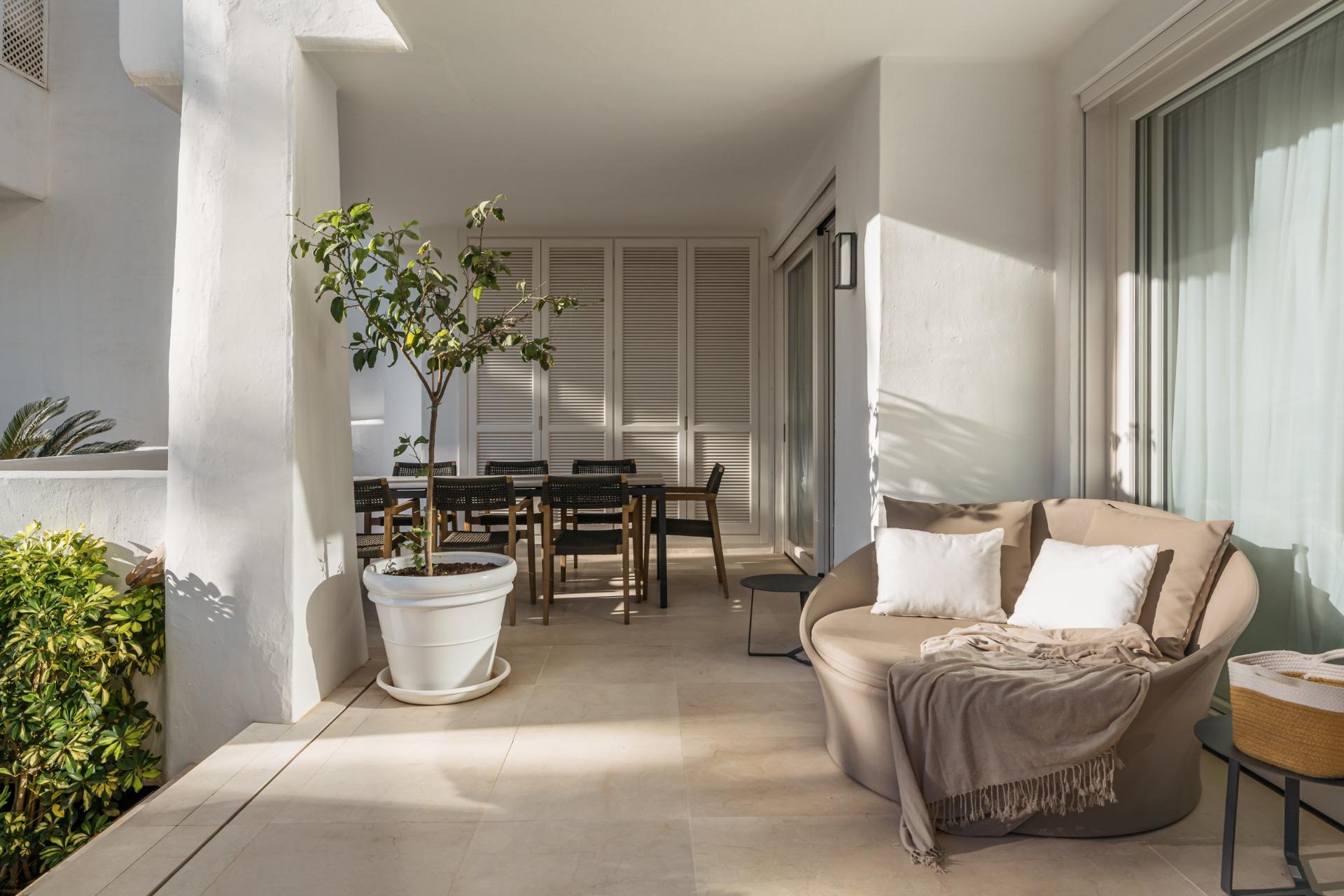 APARTAMENTO DE LUJO EN PUENTE ROMANO COMPLETAMENTE REFORMADO - foto 4