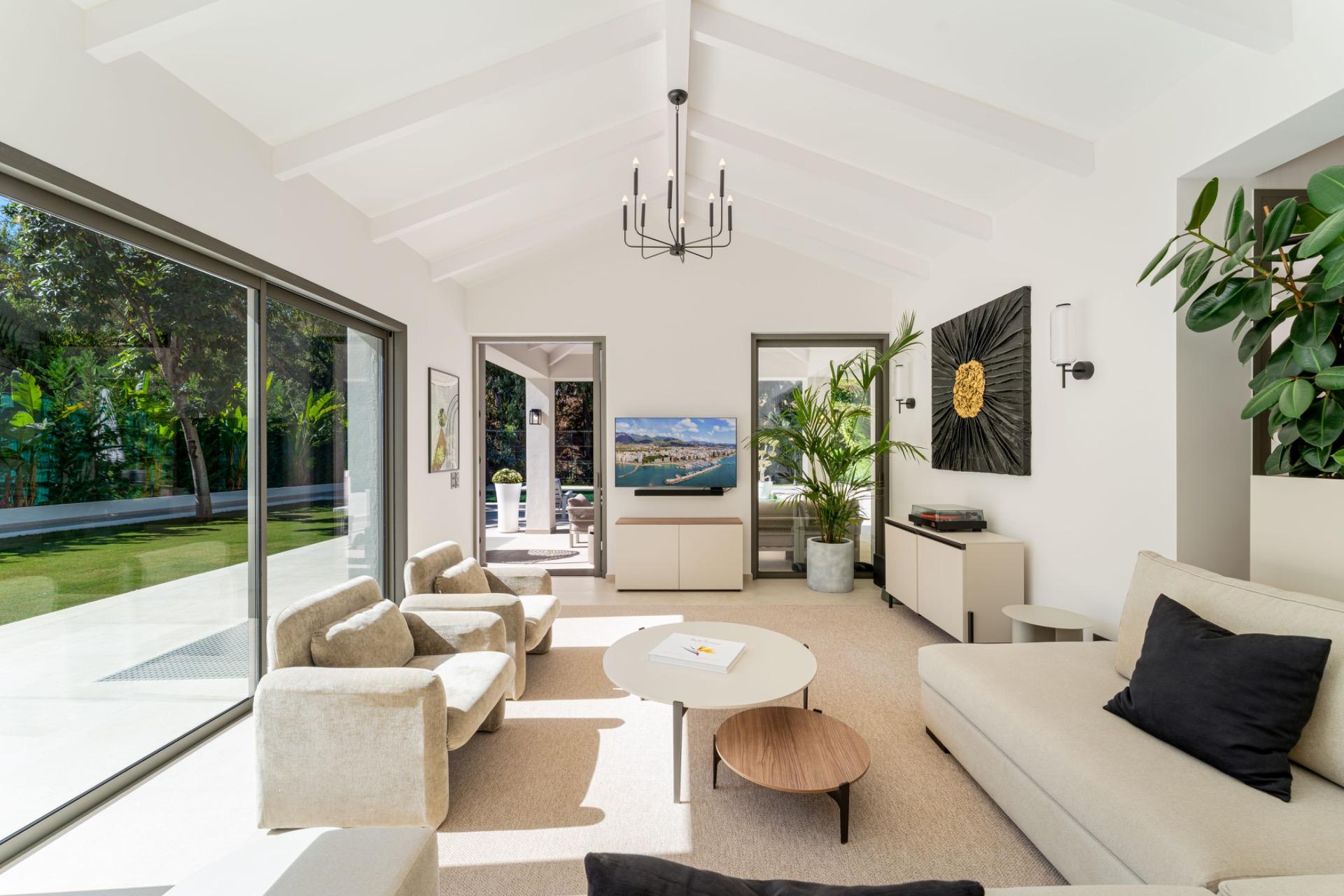 VILLA DE LUJO EN NUEVA ANDALUCIA, LA CERQUILLA, MARBELLA - foto 11